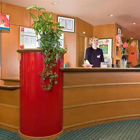 Ibis Dizier ホテル 3*