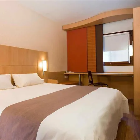 Ibis Dizier Hotel