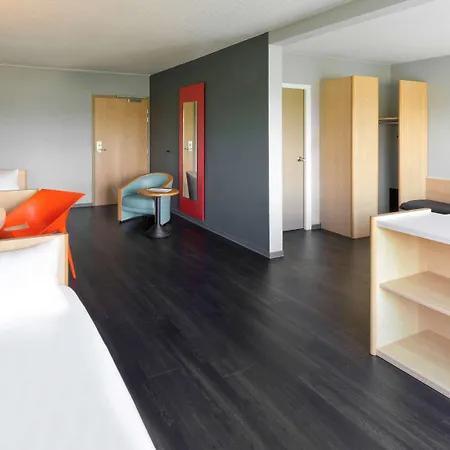 Ibis Dizier ホテル