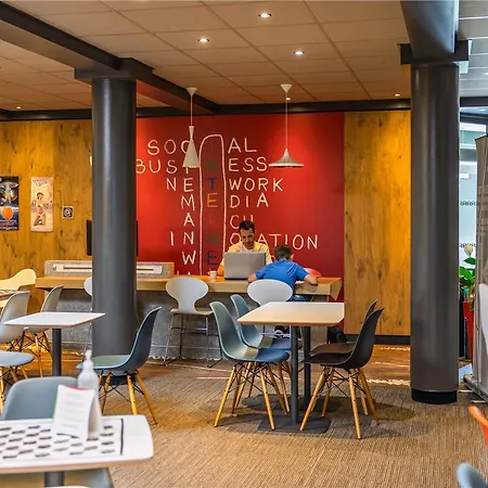 Ibis Dizier ホテル 3*